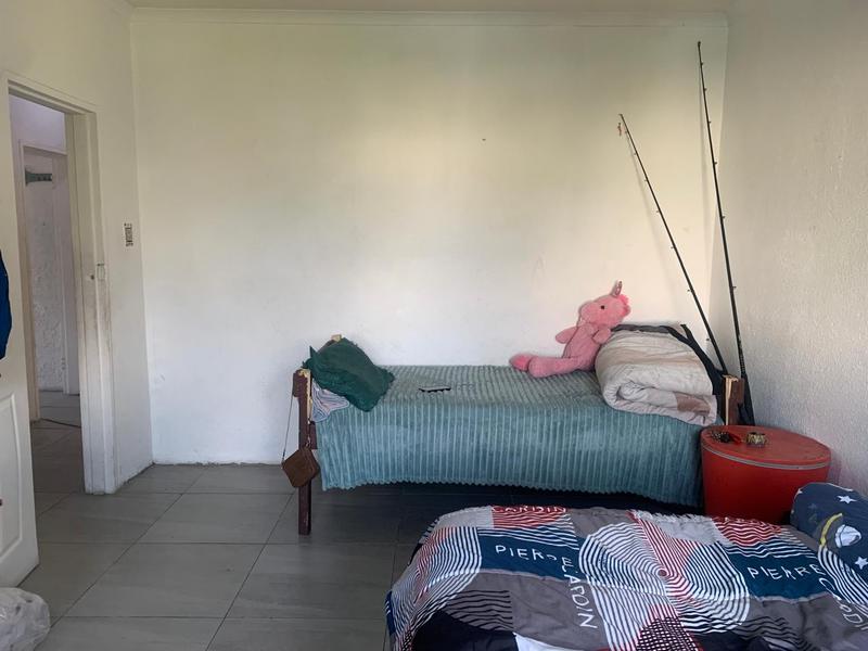 4 Bedroom Property for Sale in Grassy Park Western Cape